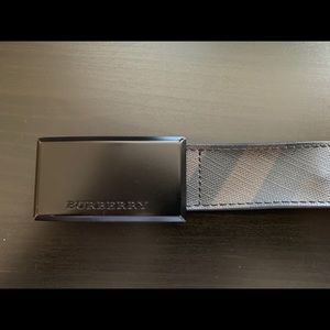 Men’s Burberry belt